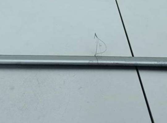 купить Молдинг двери задней левой на BMW 5 E39 (1995-2003)