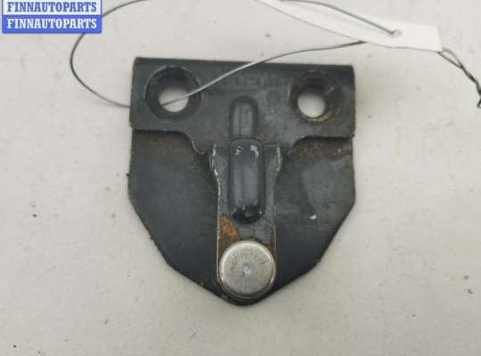 Ответная часть (скоба) замка двери VG2776802 на Volkswagen Transporter T4