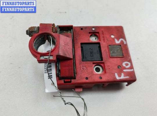 Блок управления аккумулятором RN1567888 на Renault Megane II (2002-2008)