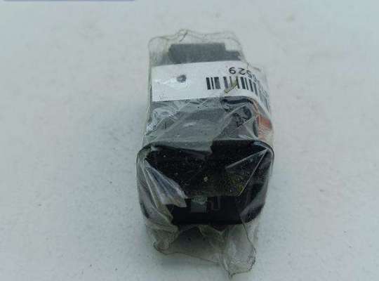 Кнопки на Volkswagen Passat B5 (3B)