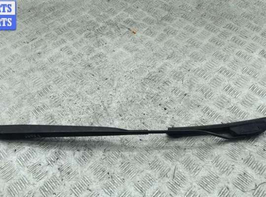 Купить Щеткодержатель (поводок стеклоочистителя) передний на Nissan Note Щеткодержатель (поводок стеклоочистителя) передний NS948318 на Nissan Note