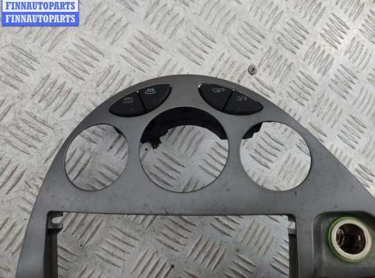 купить Рамка магнитолы на Ford Focus I (1998-2005)