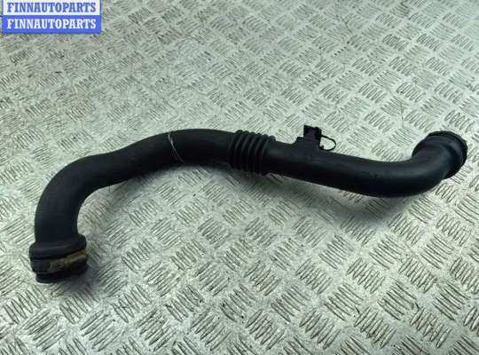 Патрубок интеркулера RN1570218 на Renault Megane II (2002-2008)