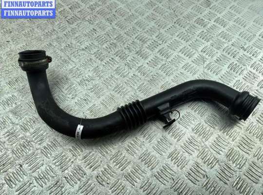 купить Патрубок интеркулера на Renault Megane II (2002-2008)