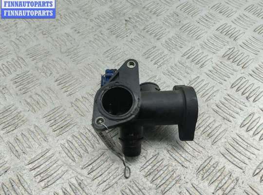 купить Фланец (тройник) системы охлаждения на Audi A6 C5 (1997-2005)