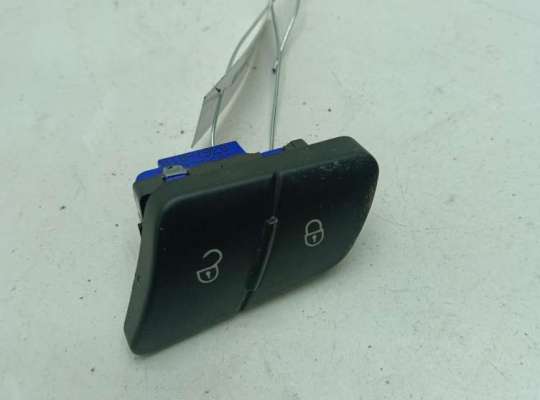 Кнопки управления прочие (включатель) VG2084024 на Volkswagen Passat B6