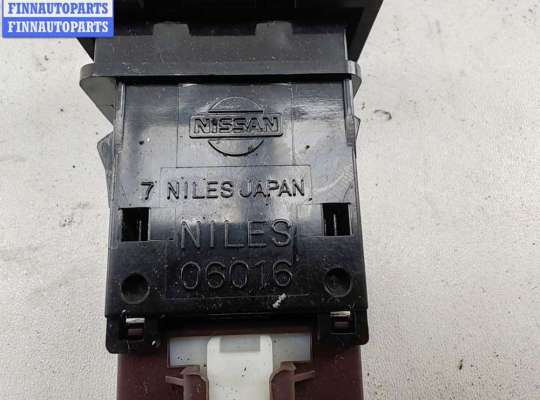 купить Кнопка центрального замка на Renault Koleos