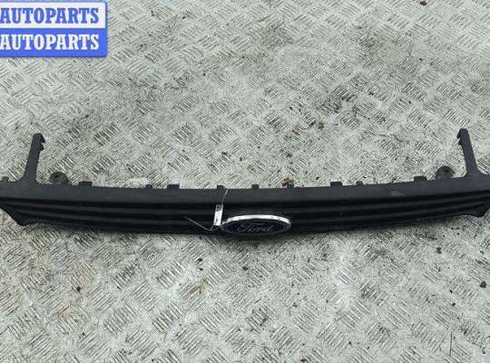 купить Решетка радиатора на Ford Focus I (1998-2005)