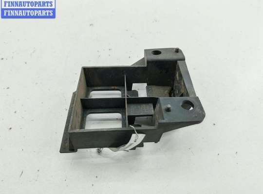 Кронштейн бампера переднего VG2706029 на Volkswagen Crafter