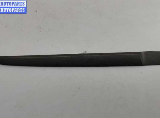 Купить Молдинг двери задней правой на Renault Scenic II (2003-2009) Молдинг двери задней правой RN1551054 на Renault Scenic II (2003-2009)