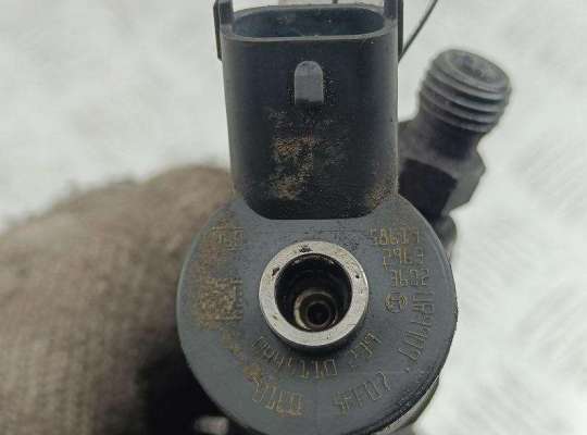 купить Форсунка топливная на Ford Fusion