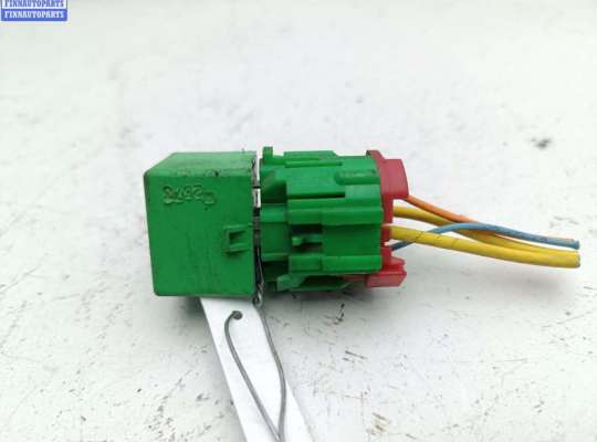 купить Реле вентилятора на Peugeot 307