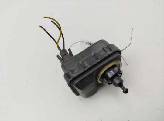 Купить Корректор фар на Opel Zafira A (1999-2005) Корректор фар OP2206382 на Opel Zafira A (1999-2005)