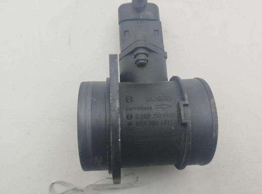 Расходомер (измеритель потока воздуха) SK521896 на Skoda Octavia mk1 (A4 1U) 1996-2010