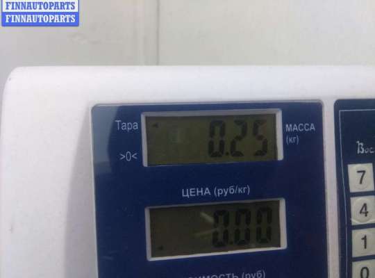 Решетка (заглушка) бампера на Volkswagen Touran I (1T)