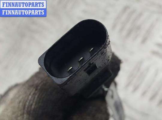 Датчик коленвала на Volkswagen Golf IV (1J)