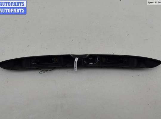 купить Накладка двери (крышки) багажника на Opel Omega B (1994-2003)
