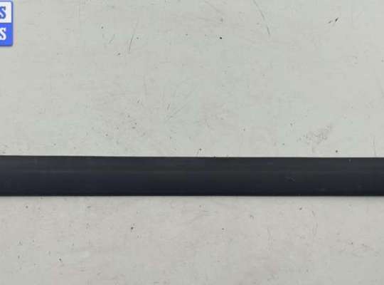 купить Молдинг двери передней левой на Opel Zafira A (1999-2005)