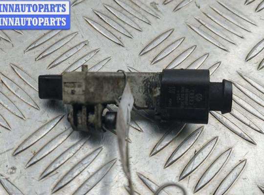 купить Датчик положения коленвала на Volkswagen Passat B6