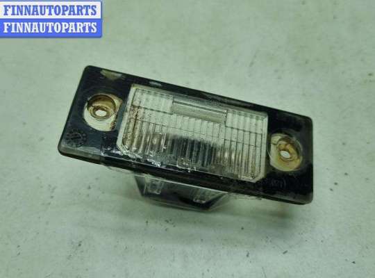 Планка подсветки номера на Volkswagen Bora (1J2)