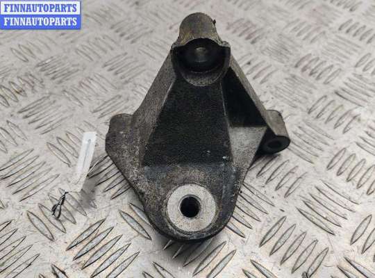 купить Кронштейн двигателя опорный на Renault Scenic II (2003-2009)