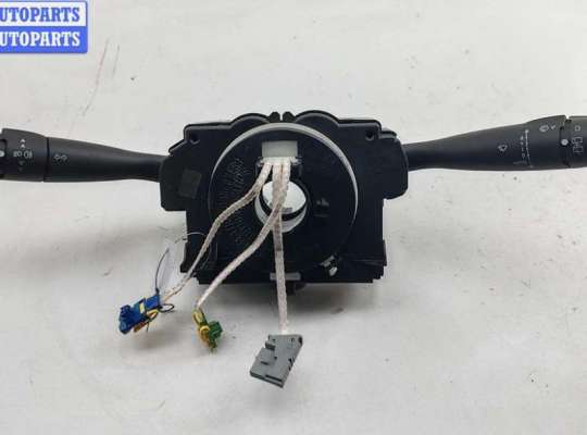 купить Переключатель подрулевой (стрекоза) на Peugeot 307