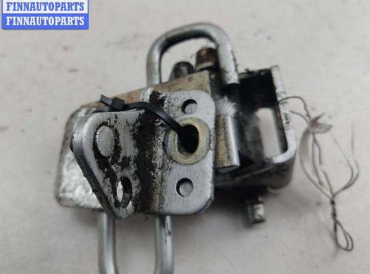 купить Петля двери задней левой на Volkswagen Golf-4