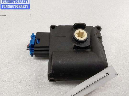 Моторчик заслонки отопителя AU1716595 на Audi A6 C6 (2004-2011)