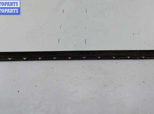 купить Молдинг двери передней правой на Audi A6 C5 (1997-2005)