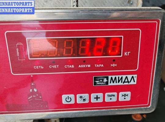 купить Молдинг двери передней правой на Audi A6 C5 (1997-2005)