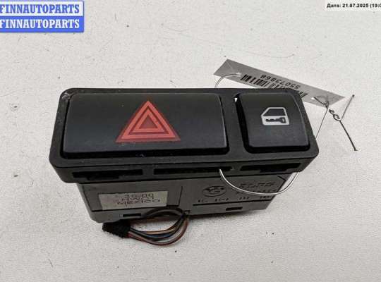 Кнопка аварийной сигнализации (аварийки) BM3253678 на BMW 3 E46 (1998-2006)