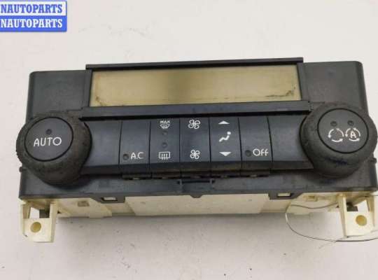 Переключатель отопителя RN1593542 на Renault Laguna II (2001-2007)