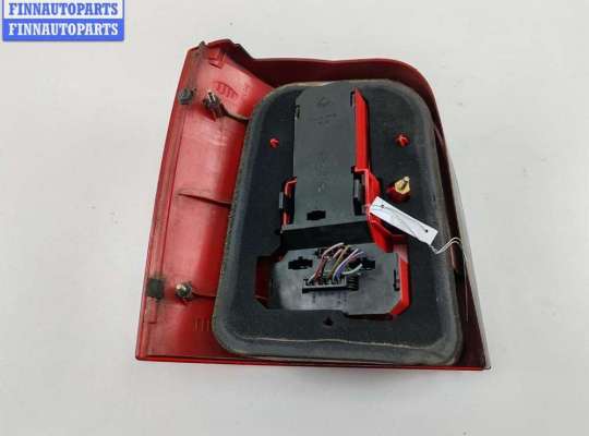 купить Фонарь задний правый на Volkswagen Passat B5