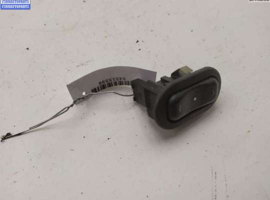 Кнопка стеклоподъемника переднего правого OP1654282 на Opel Zafira A