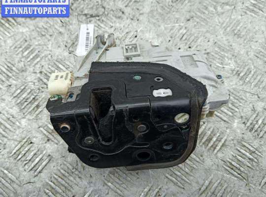 купить Замок двери передней правой на Audi A4 B7 (2004-2008)