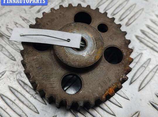 купить Шестерня распредвала на Volkswagen Golf-4