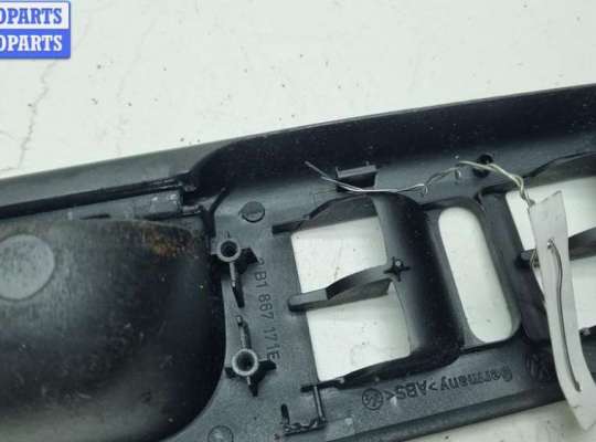 купить Ручка двери внутренняя передняя левая на Volkswagen Golf-4