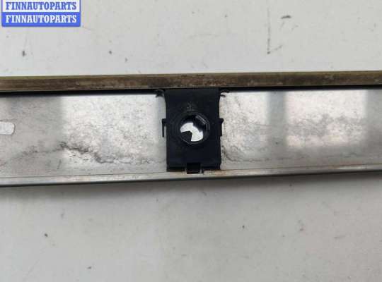 купить Накладка двери (крышки) багажника на Opel Vectra C (2002-2008)