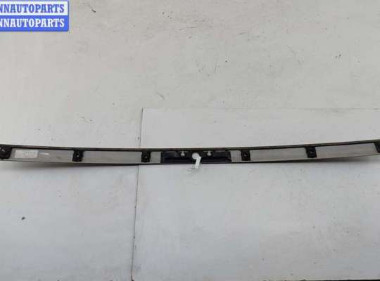 купить Накладка двери (крышки) багажника на Opel Vectra C (2002-2008)