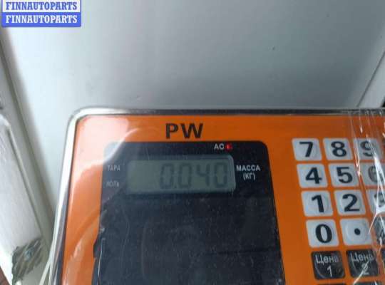 купить Кнопка открывания багажника на Skoda Roomster