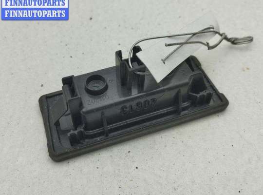 купить Подсветка номера на Volkswagen Passat B7