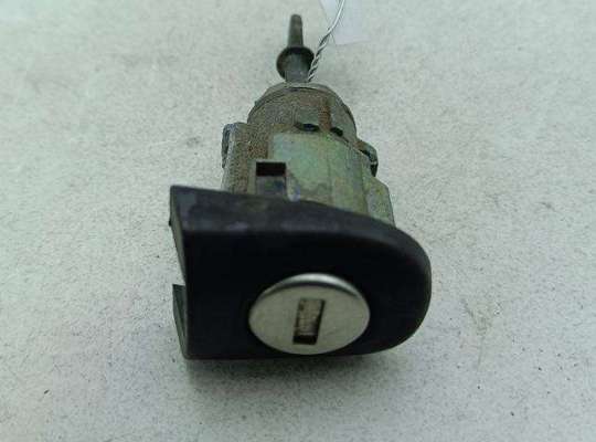 купить Личинка замка на Volkswagen Golf-4