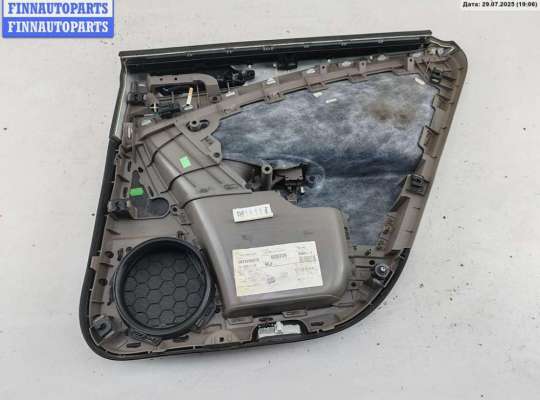 купить Обшивка двери задней левой (дверная карта) на Volkswagen Passat B6