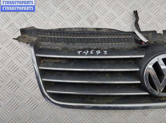 купить Решетка радиатора на Volkswagen Passat B5+ (GP)