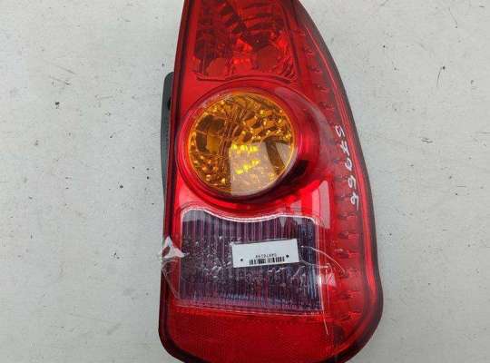 купить Фонарь задний правый на Mitsubishi Space Star (1998-2005)