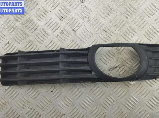 Купить Рамка фары противотуманной левой на Audi A8 D3 (2002-2010) Рамка фары противотуманной левой AU1760260 на Audi A8 D3 (2002-2010)