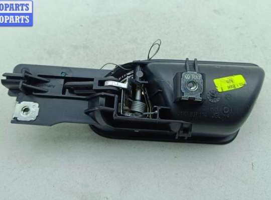 купить Ручка двери внутренняя передняя правая на Volkswagen Golf-5