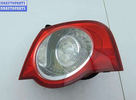 Фонарь задний правый VG2616755 на Volkswagen Passat B6