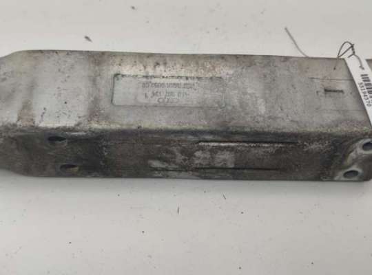 купить Кронштейн бампера переднего на Audi A6 C6 (2004-2011)