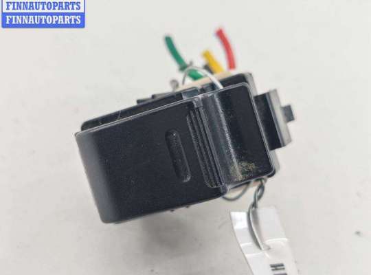 Кнопка стеклоподъемника заднего левого TT960910 на Toyota RAV4 (2000-2006) XA20